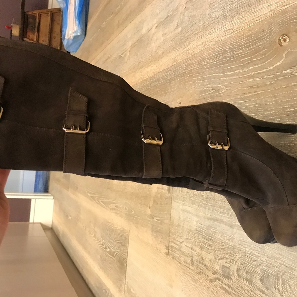 Fendi Brown Suede Boots